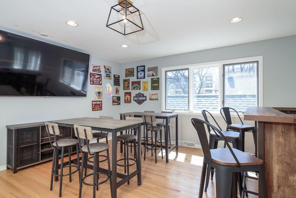 Eclectic Stylish And Cozy Milwaukee Unit Villa Dış mekan fotoğraf