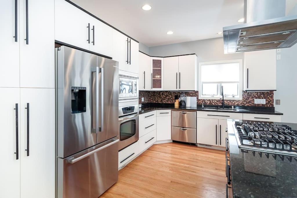 Eclectic Stylish And Cozy Milwaukee Unit Villa Dış mekan fotoğraf
